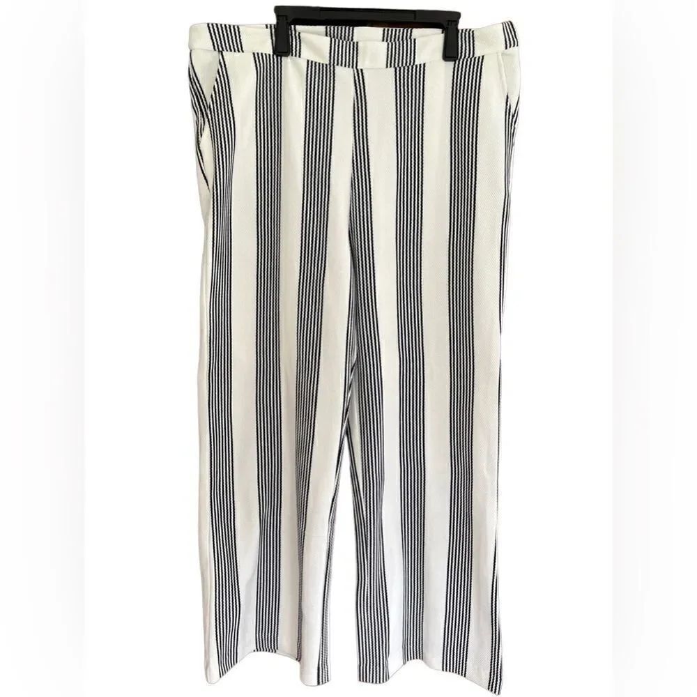 Masseys white w/black stripes polyester/cotton/spandex knit wide leg pant sz 22W